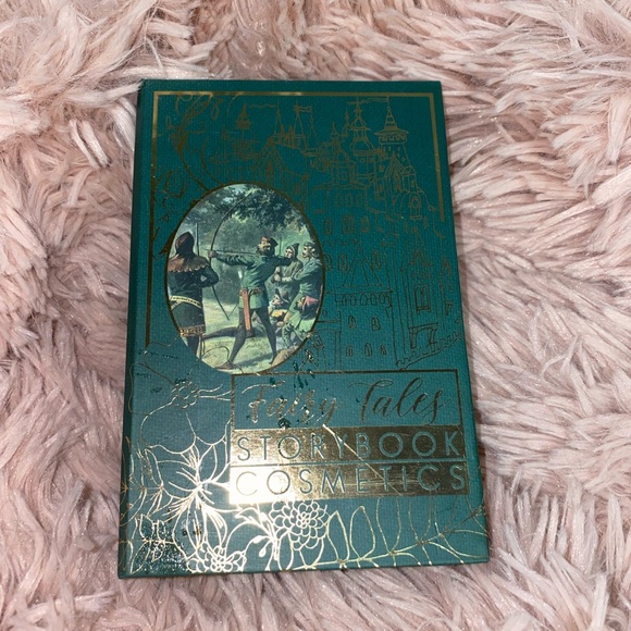 Storybook Cosmetics (Robin Hood) Eyeshadow Palette - Picture 2 of 2
